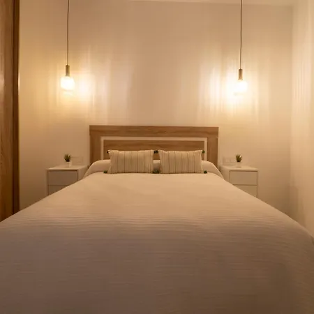 Bhost - Juan De Mena Córdoba