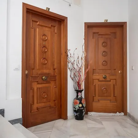 Bhost - Juan De Mena * Cordoba