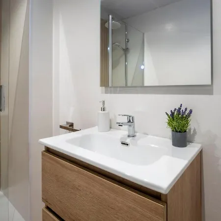Appartement Bhost - Juan De Mena Cordoue